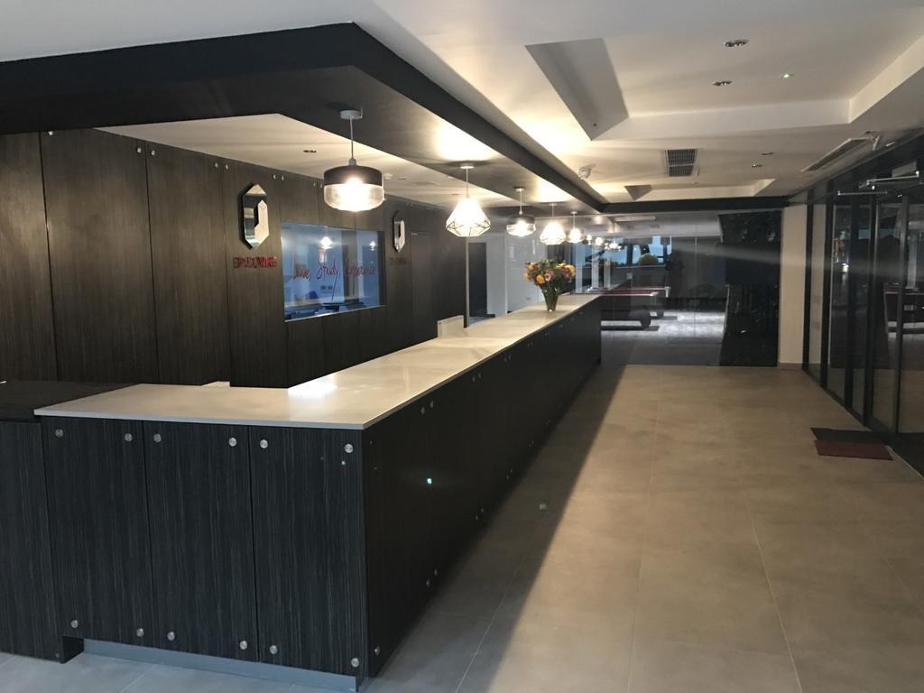 Citi Residences Serviced Rooms/ Apartments Λούτον Εξωτερικό φωτογραφία